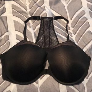 Victoria’s Secret 40D Black Bra